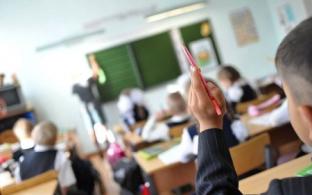 Дистант в школах и учреждениях профобразования по рекомендации Роспотребнадзора продлят на неделю