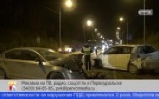 Из-за серьезного ДТП в выходные на трассе образовалась огромная пробка