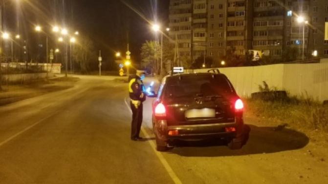 Семь первоуральцев сели пьяными за руль
