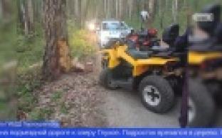 Медики борются за жизнь пострадавшего в ДТП подростока