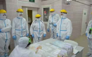 Первоуральским медикам подарят билеты в кино, зоопарк, спортзал и театр