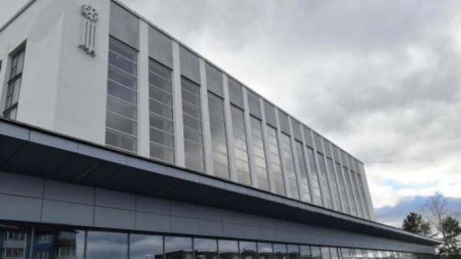 В Ледовом дворце возобновляется массовое катание на коньках