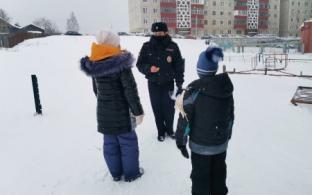 Полицейские Первоуральска проводят профмероприятия «Безопасный двор»