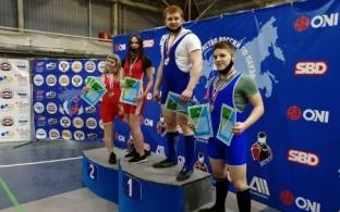 Первоуральские пауэрлифтеры вернулись с областного турнира с медалями