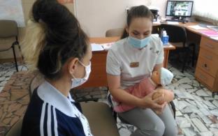 В Первоуральской больнице открылась Школа осознанного родительства