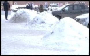 Административная комиссия продолжает контролировать вывоз снега