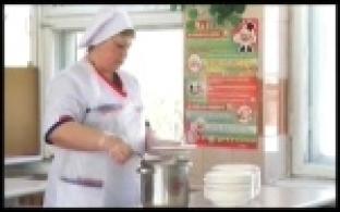 Льготным категориям школьников будут оплачены обеды