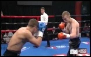 Боксер Марк Урванов готовится к новому поединку