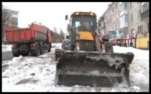 Коммунальщики рассказали, как борются с последствиями снегопадов
