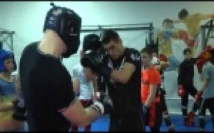 Тренировка с чемпионом России по кикбоксингу