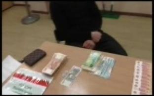 На таможне задержали мужчин с крупными суммами денег
