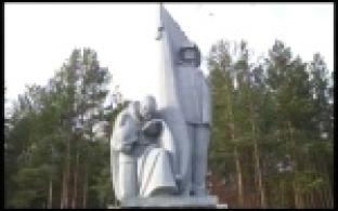 Ремонт памятника героям фронта и тыла в парке