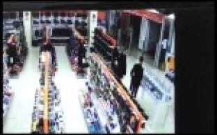 Кражи в магазинах оказались сняты камерами видеонаблюдения