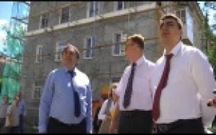 Министр ЖКХ области посетил первоуральские стройки