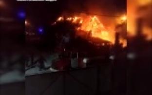 Два крупных пожара за одну ночь