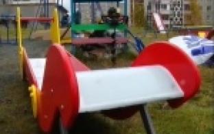 На Строителей облагораживают один из дворов