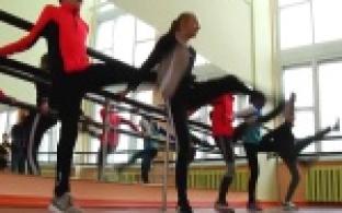 Аксели и тулупы отрабатывают в новом зале