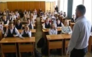 Урок парламентаризма провел депутат