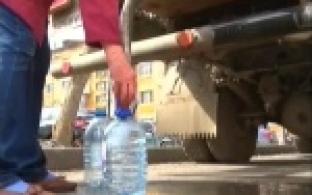 Питьевую воду развозят по районам города