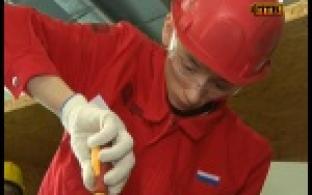 Лучших электромонтеров выбрали на ПНТЗ
