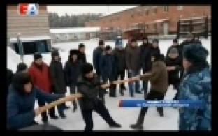 Богатырскую силу показали осуждённые