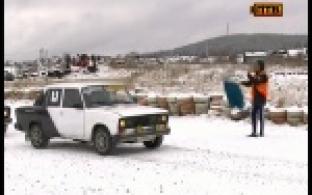 Гонки по заснеженной трассе