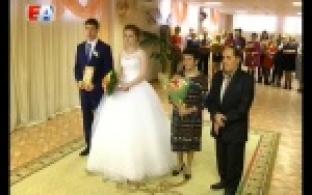 Необычная свадьба в первоуральском ЗАГСе