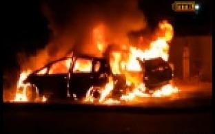 Сразу 4 машины сгорели в Первоуральске