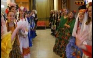 Русские, цыгане, татары, казахи, марийцы и украинцы, - вместе на одной сцене