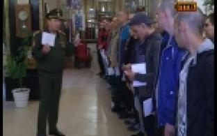 Десятки первоуральских призывников в эти выходные отправились в армию
