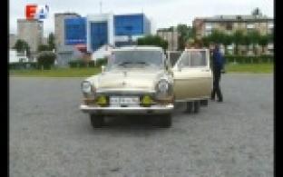 В Первоуральске организовали выставку ретро-автомобилей и современных машин после тюнинга
