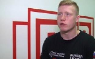 Марк Урванов готовится к бою со спортсменом из Японии