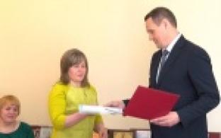 Новые дома и квартиры - молодым