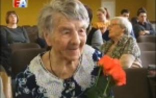 100-летний юбилей сегодня отмечает одна из выдающих жительниц Первоуральскава