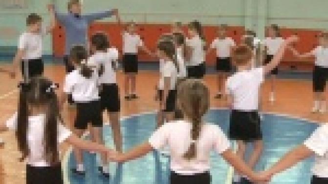В честь дня учителя начинаем серию репортажей о людях, которые выбрали непростую профессию педагога