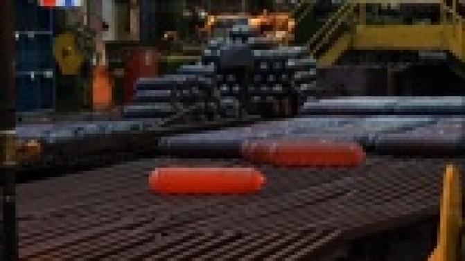 Один из лучших рационализаторов Новотрубного завода трудится в баллонном цехе