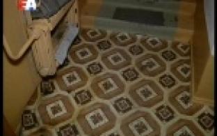 Полицейские Первоуральска разыскивают женщину, которая оставила младенца в подъезде