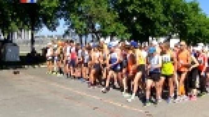 Первый легкоатлетический пробег памяти легендарного директора ПНТЗ Фёдора Данилова прошёл на стадионе "Уральский трубник".