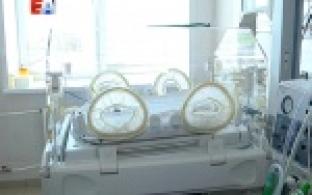 После торжественной церемонии награждения медицинских работников глава Администрации Первоуральска посетил Перинатальный центр и родильное отделение Городской больницы