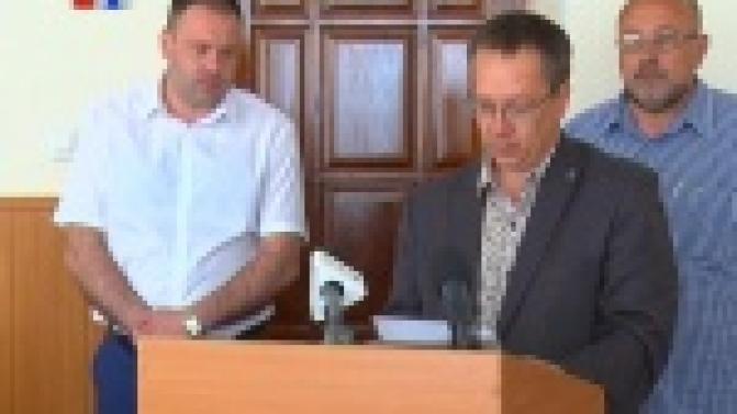 Первоуральские депутаты сегодня проверяли, как расходуются бюджетные средства, а также выбрали Почётных граждан города