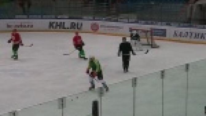 Команда губернатора против команды олимпийцев