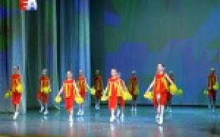 Образцовый ансамбль танца "Арабеск" представил первоуральцам отчётный концерт