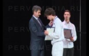 Будущие белые металлурги Первоуральска вернулись домой с наградами