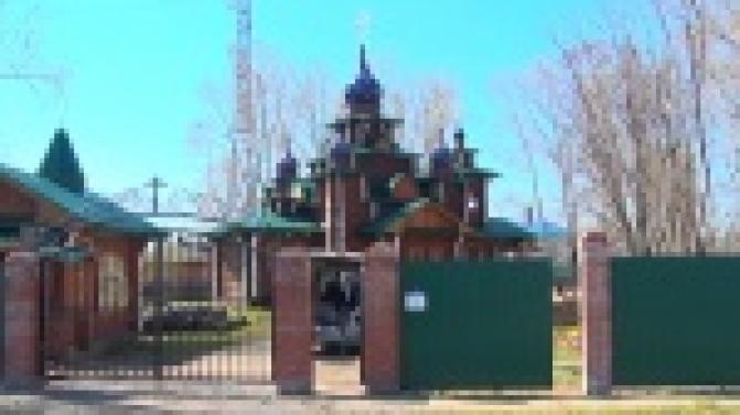 В поселке Кузино установили детскую площадку