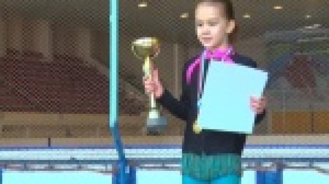 В Ледовый дворец съехались 150 спортсменов со всей области