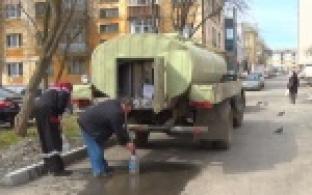Подвоз питьевой воды населению организовали сотрудники "Водоканала"