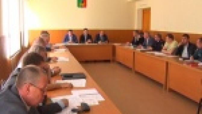 Уровень воды снижается