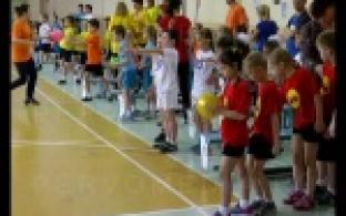 В честь Дня космонавтики дошкольникам устроили спортивно-познавательное развлечение