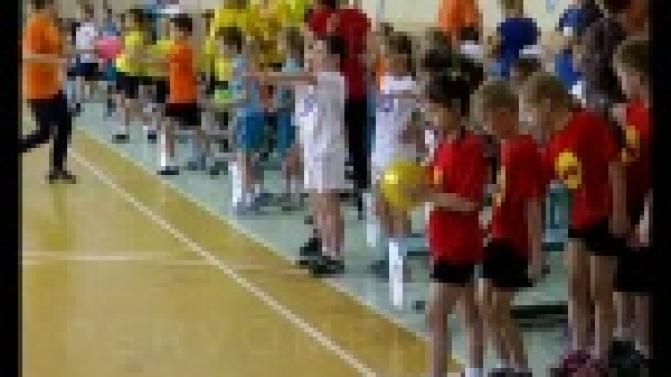 В честь Дня космонавтики дошкольникам устроили спортивно-познавательное развлечение