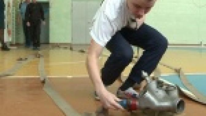Школьники примерили на себя профессию огнеборцев